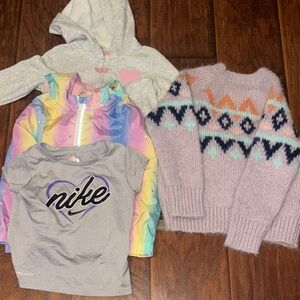 Hoody & sweater lot size 3T